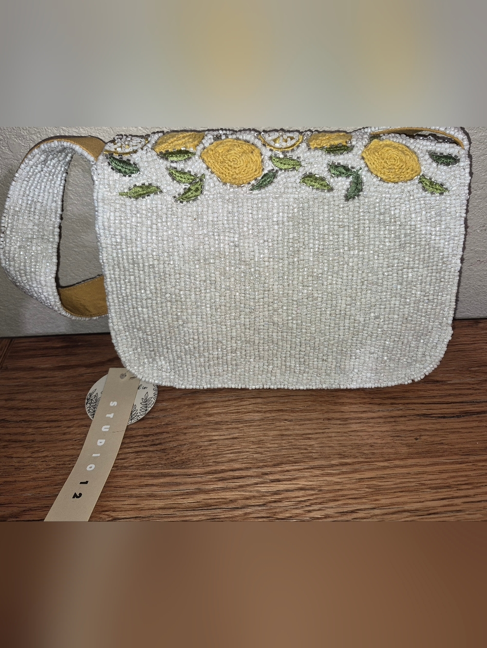 NWT's Hand Beaded Lemon Shoulder Bag, Made In INDIA - Picture 2 of 4
